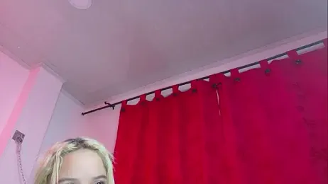 AliceandMax webcam model stream image