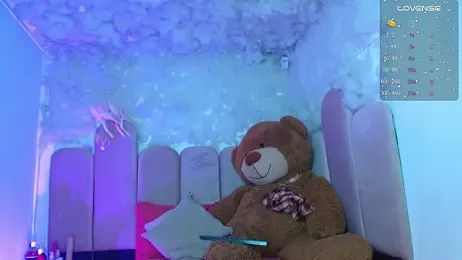 puca_ebony webcam model stream image