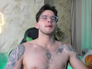 Ronny Colton webcam model stream image