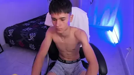 Aron_Boyy webcam model stream image