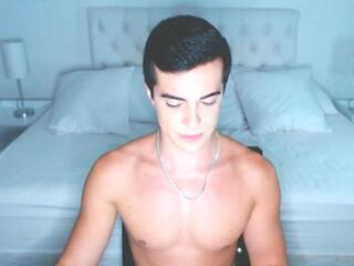 Xander Spells webcam model stream image