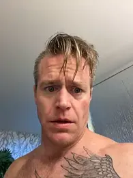 DILFiGuess1 webcam stripchat model stream image