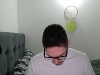 Jacksson Ginger webcam model stream image