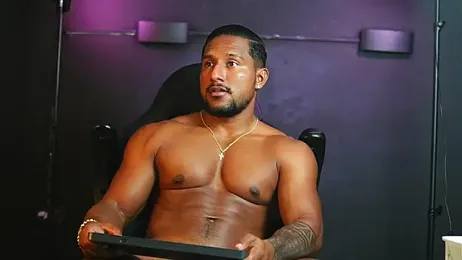 CallumMuscle webcam model stream image