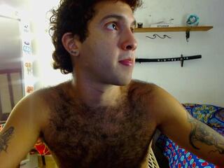 Zack Buttoon webcam model stream image