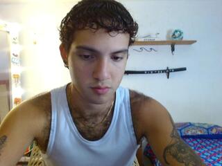 Zack Buttoon webcam model stream image