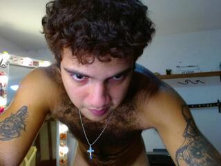 Zack Buttoon webcam model stream image
