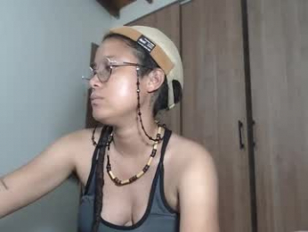 emmasweet95 webcam model stream image