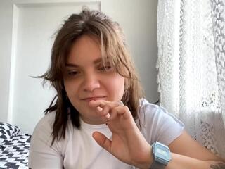 Angeline Desando webcam model stream image