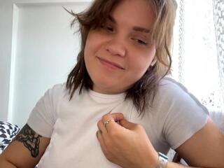 Angeline Desando webcam flirt4free model stream image
