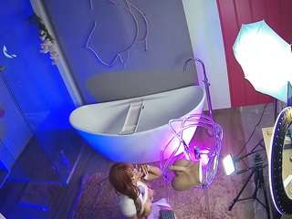voyeurcam-casa-salsa-bathroom-5 webcam model stream image