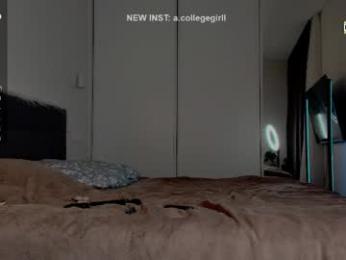 college_girl_ webcam model stream image