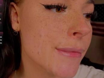 LisaaLiss webcam bongacams model stream image