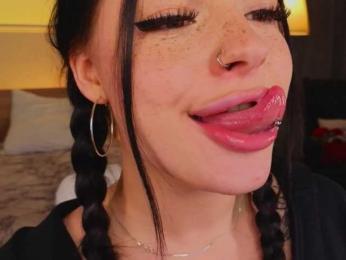 LisaaLiss webcam model stream image