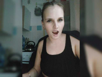 Caroline_Kisulya webcam model stream image
