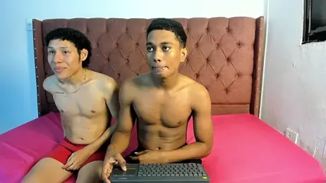 boys_yourparty webcam model stream image