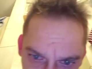 bullcuckold webcam model stream image