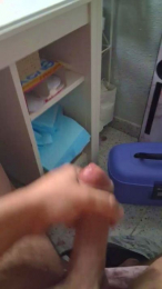 Piolo11 webcam model stream image
