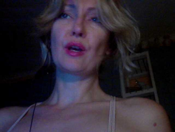 blue_Flame webcam model stream image