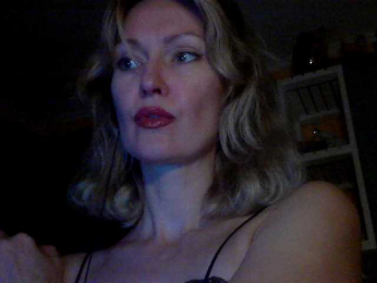blue_Flame webcam bongacams model stream image