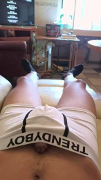 Manol072 webcam model stream image