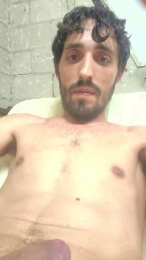 Manol072 webcam model stream image