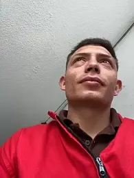 santiObrero webcam model stream image