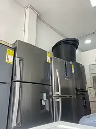 santiObrero webcam model stream image