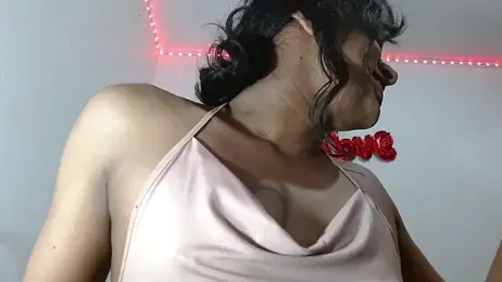 Indiaadams webcam model stream image