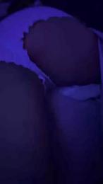 Yesi_r88 webcam cam4 model stream image