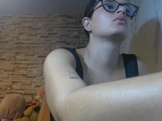 Mia Sain webcam model stream image