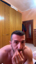 builder1 webcam cam4 model stream image