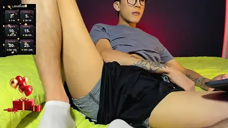 tom_Howard webcam model stream image