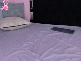 april-adamson webcam model stream image