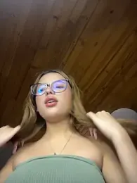 Sofia18_pinkk webcam stripchat model stream image