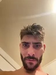 Hugo34bg webcam model stream image