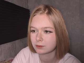 keshiavondracek webcam camsoda model stream image