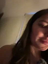 sukhakunis1 webcam model stream image