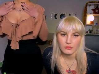 bella-cute1 webcam model stream image