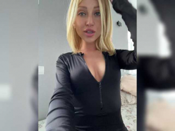 ViviRoss webcam model stream image