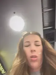 MommmyYummy webcam stripchat model stream image