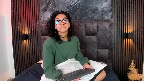 vanilla_hot webcam model stream image