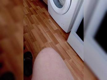 Eva-4 webcam model stream image