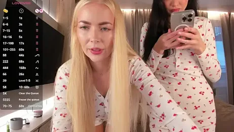 eva_m1racle_ webcam model stream image