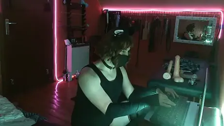 Ginny-the-bdsm-nympho webcam model stream image