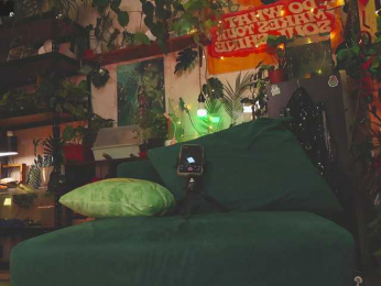 InkButtercup webcam model stream image