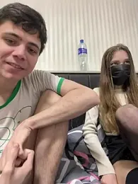 lovburger webcam model stream image