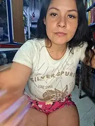 Niidia webcam stripchat model stream image