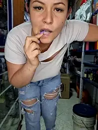 Niidia webcam model stream image