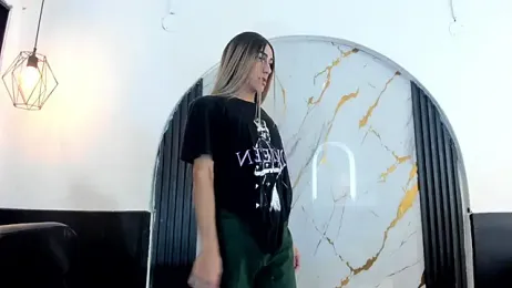 Isabella_stanford2 webcam model stream image